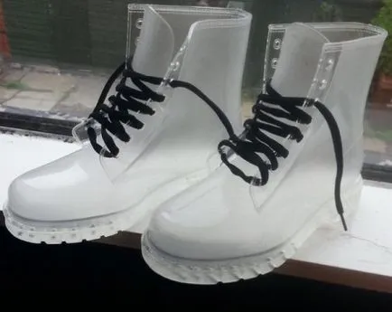 Martens, mi ez Martens, mi ez