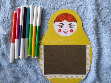 Matryoshkák papír saját kezűleg