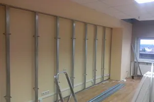 Hogyan kell telepíteni a falra Hogyan kell telepíteni a falra