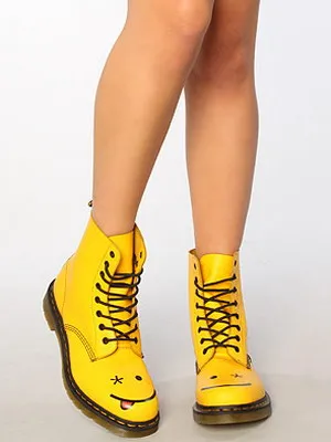 Martens, mi ez Martens, mi ez