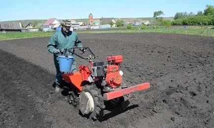 Hogyan ültetni a burgonyát motor blokk