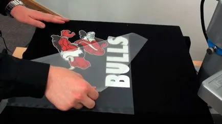 Kiírja a T-shirt kezüket Kiírja a T-shirt kezüket