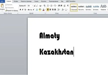 Kiírja a T-shirt kezüket