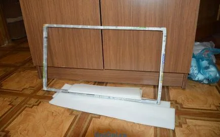 Ahogy egy régi bőrönd Ahogy egy régi bőrönd