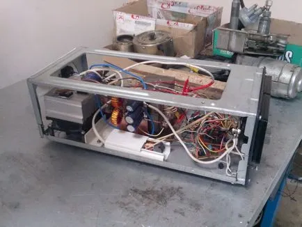 Laboratóriumi tápegység saját kezűleg Laboratóriumi tápegység saját kezűleg