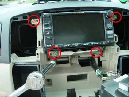 Eltávolítása rádió toyota Eltávolítása rádió toyota