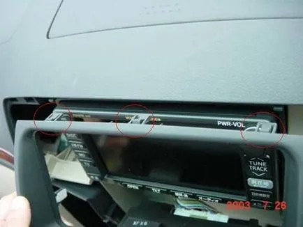 Eltávolítása rádió toyota Eltávolítása rádió toyota