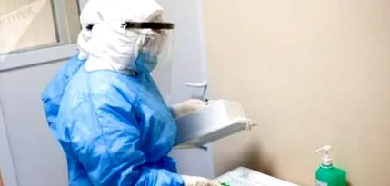 dolgozó egészségügyi