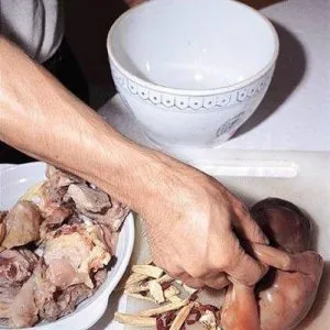 Mivel a kínai enni embriók