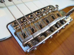 Mi a híd a gitár