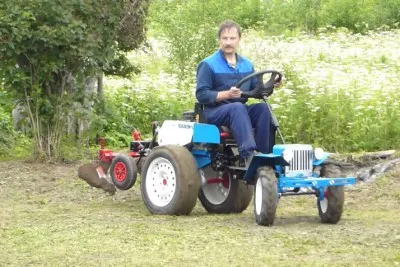 Kezei Minitraktorok a motoblockokhoz Kezei Minitraktorok a motoblockokhoz