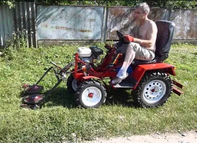 Kezei Minitraktorok a motoblockokhoz Kezei Minitraktorok a motoblockokhoz