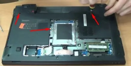 Hogyan szétszerelni a laptop