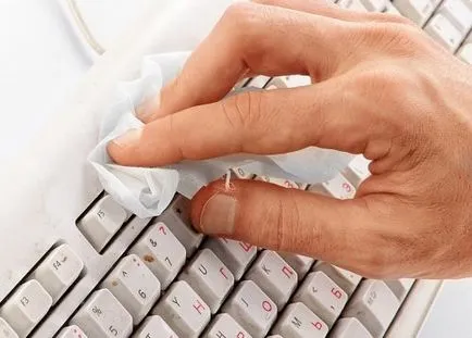 Hogyan szétszerelni a laptop