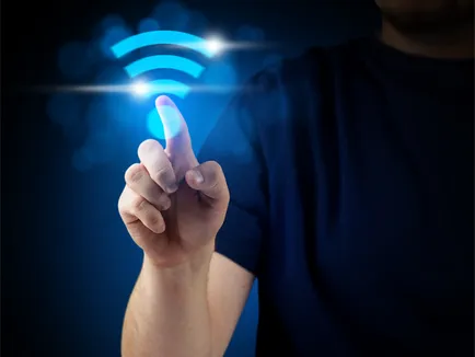 Meg kell erősíteni a wifi jel kezével