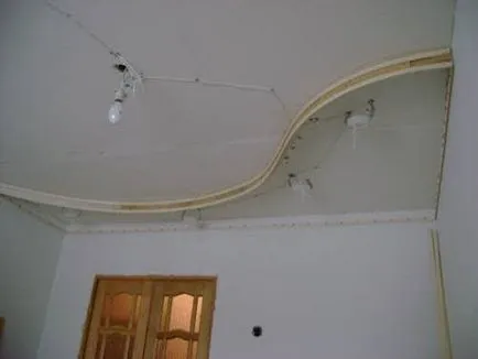 Designs mennyezet,