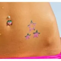 Hogyan lehet gyógyítani a köldök piercing Hogyan lehet gyógyítani a köldök piercing