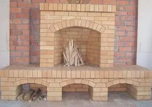 Hogyan lehet feltölteni egy kandalló