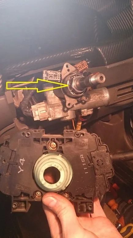 10. eltávolítása az irányítást a Nissan Sunny, vagy keresve megérinti a kormánykereket (1. rész)