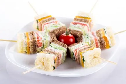 20 Receptek canapes nyárs fényképek otthoni (fotók) 20 Receptek canapes nyárs fényképek otthoni