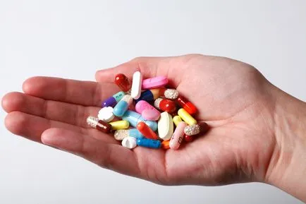 4. tévhit az antibiotikumok, amelyek megakadályozzák, hogy a kezelendő (az első jele a hideg) 4. tévhit az antibiotikumok, amelyek megakadályozzák, hogy a kezelendő