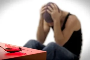 Addictive viselkedés (függőség) meghatározó lépéseit, jellemzői, a kezelés