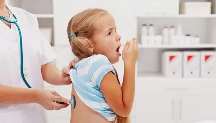 Allergiás köhögés egy gyermek és egy felnőtt támadást tünetek és a kezelés (köhögés) Allergiás köhögés egy gyermek és egy felnőtt támadás tünetek és a kezelés