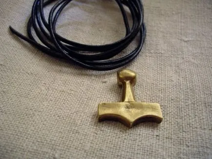 Amulet kalapács tórusz értéket, előállítására és felhasználására (Ward hammer tórusz) Amulet kalapács tórusz értéket, felhasználásra és gyártása