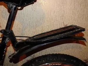Trunk a kerékpár saját kezűleg