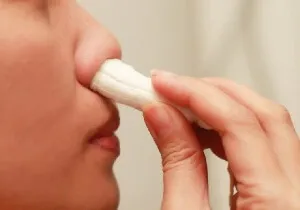 Gyakori orrvérzés okai, kezelése és elsősegély orrvérzés