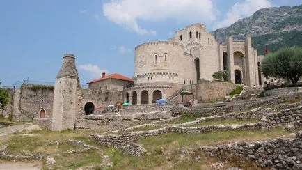 Montenegro - egy nagy ország gazdaságos utazás