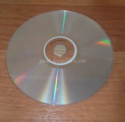 Mit lehet tenni a CD-meghajtó kezeddel poshago fotókkal (saját) Mit lehet tenni a CD-meghajtó kezeddel poshago fotókkal