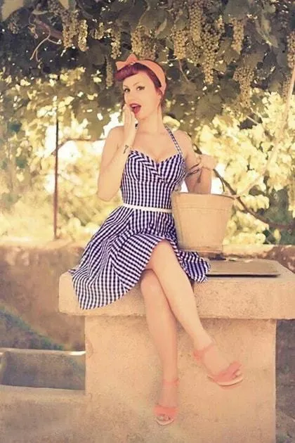 „S stílus Pin-Up lépéseket, hogy létrehozzon egy képet, smink, frizura, fénykép