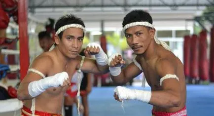 Mit válasszak boksz vagy thai boksz különbségek, a szabályokat, az érvek és ellenérvek (választani) Mit válasszak boksz vagy thai boksz különbségek, szabályok, érvek és ellenérvek