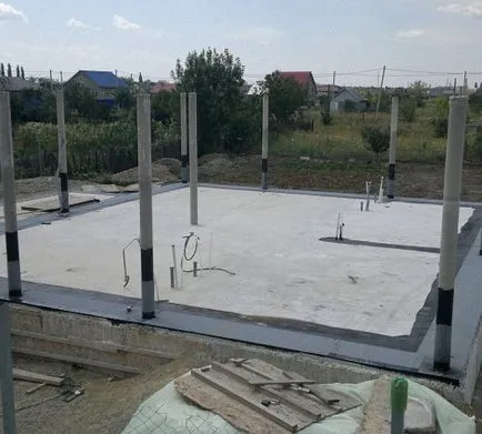 Doing építési hab a kezét