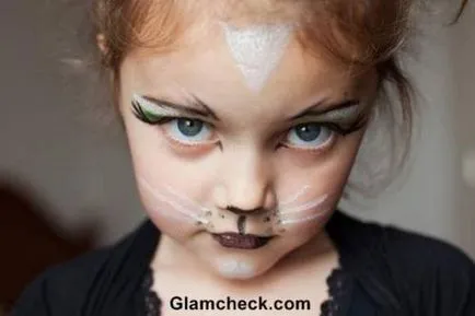 Gyermekek smink és a lányok egy fotózásra nyaralni, smink Halloween, fotó és video tutorials