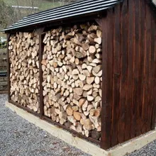 Woodshed az országban a kezüket egy fényképet, és hogyan kell építeni egy woodshed