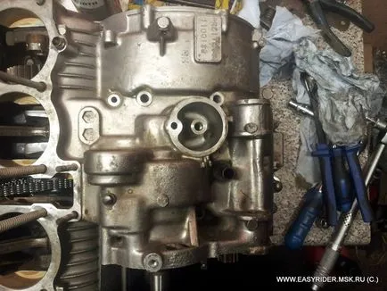 Honda CB750 motor szerelvény rész 3 (fotóriport)