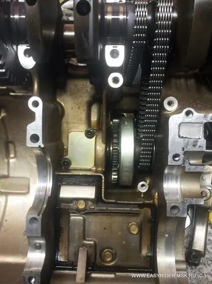 Honda CB750 motor szerelvény rész 3 (fotóriport)