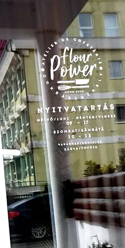 cukrászda első