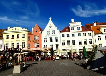 keresztül