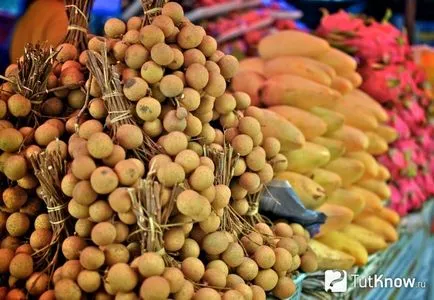 Gyümölcs longan, tulajdonságai, összetétele és hasonló gyümölcsöt enni longan (összetétel) Longan gyümölcs, tulajdonságai, összetétele és hogyan kell enni longan gyümölcs
