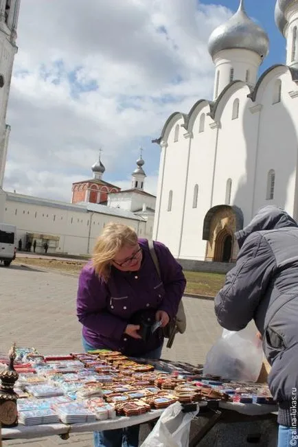 Város faragott kerítések
