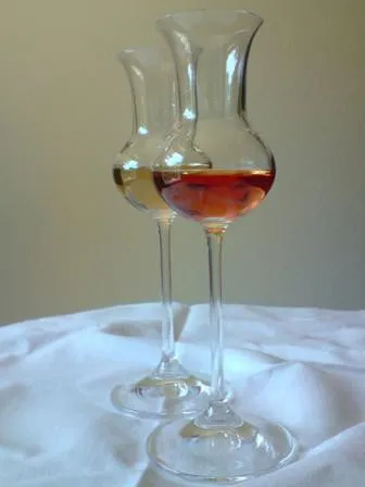 Grappa, mint neki főzni, és hogyan kell inni