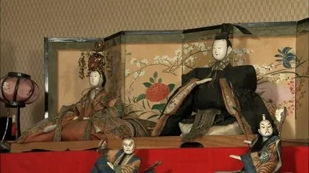 Információ japán babák rövid üzenet