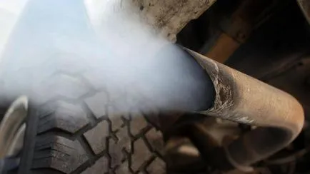 Fehér füst a kipufogócső oka, hogy a gyártmány (ok) Fehér füst a kipufogócső okok, mit kell tenni
