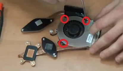 Utasítások szétszerelés, összeszerelés és tisztítás a port a laptop Samsung R525
