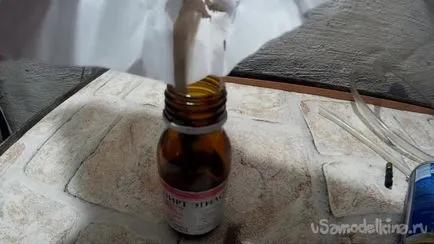 Készítsen paprika spray kezüket (bors) Készítsen paprika spray kezük