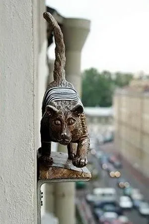 Híres műemlékek macskák