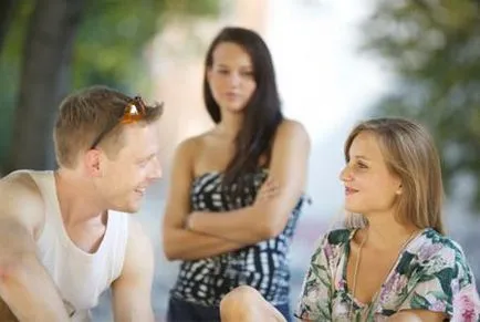 Hogyan kell kezelni a féltékenység jele okoz a női féltékenység